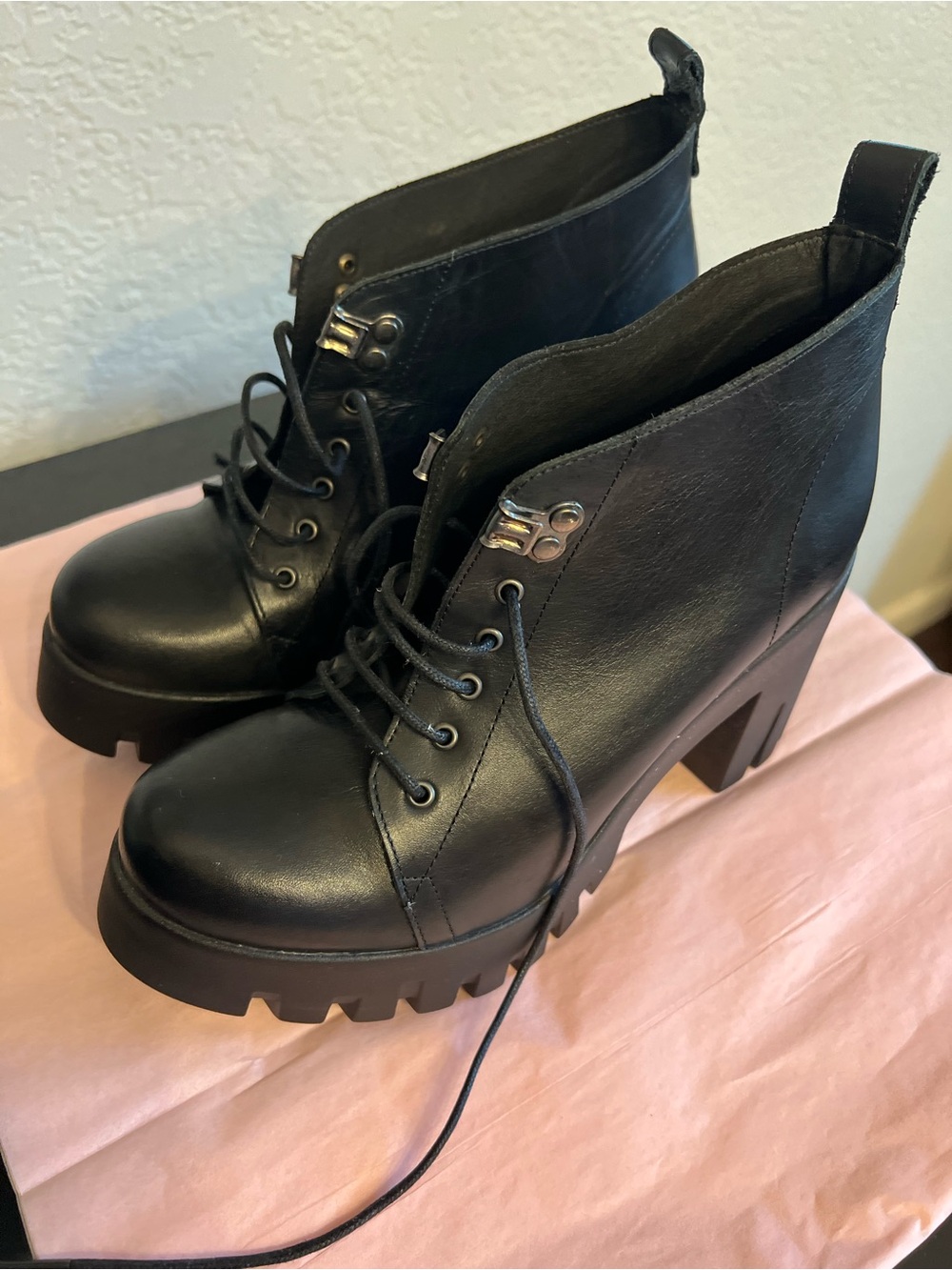 Shellys London Black Lug Sole Lace-Up Ankle Boots